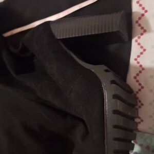 Elegant Black Over-the-Knee Boots